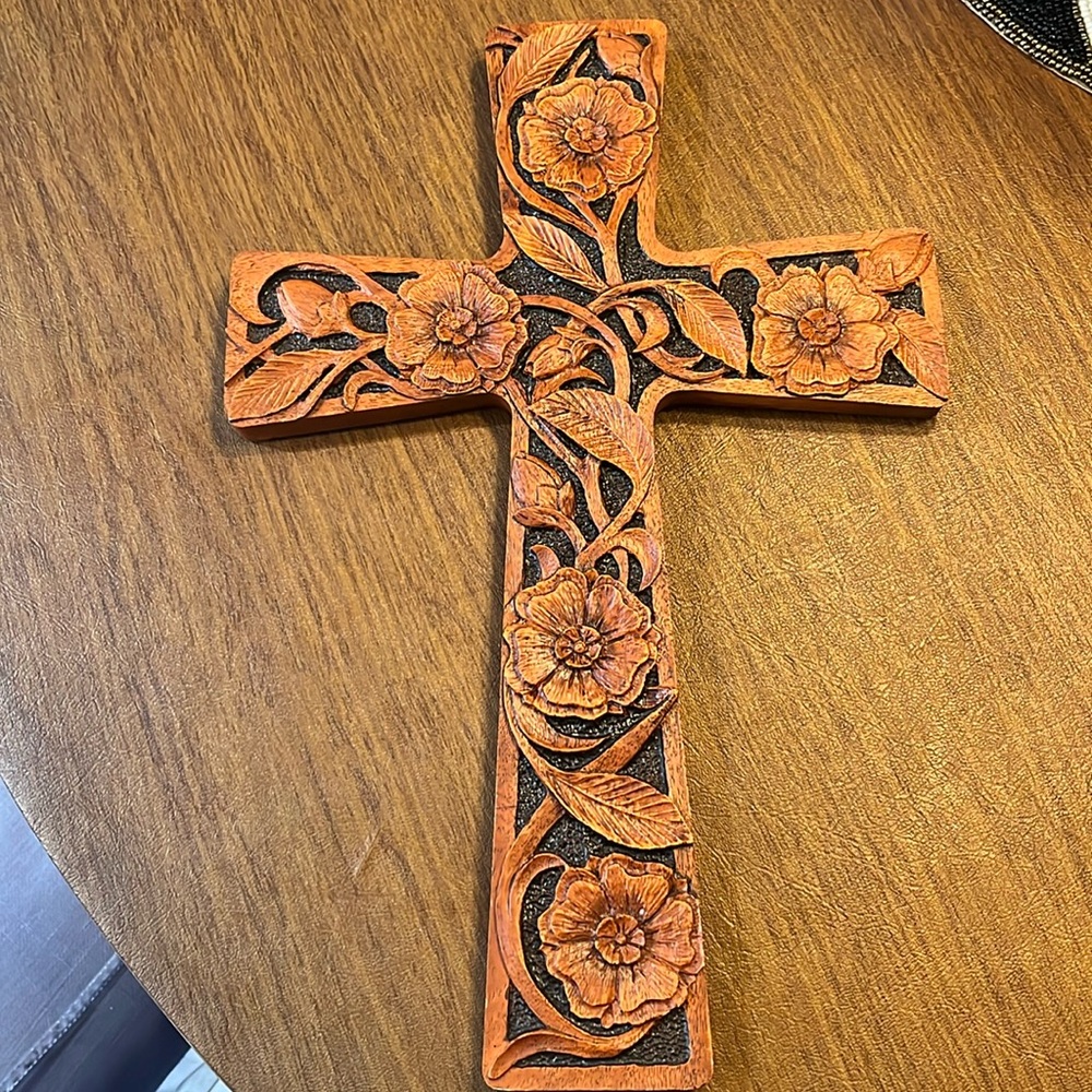 Large wall Cross